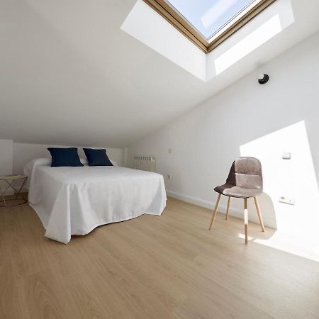 Atticus Apartment Toledo Bagian luar foto