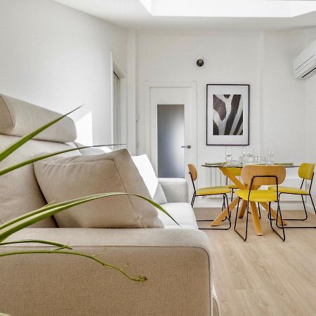 Atticus Apartment Toledo Bagian luar foto